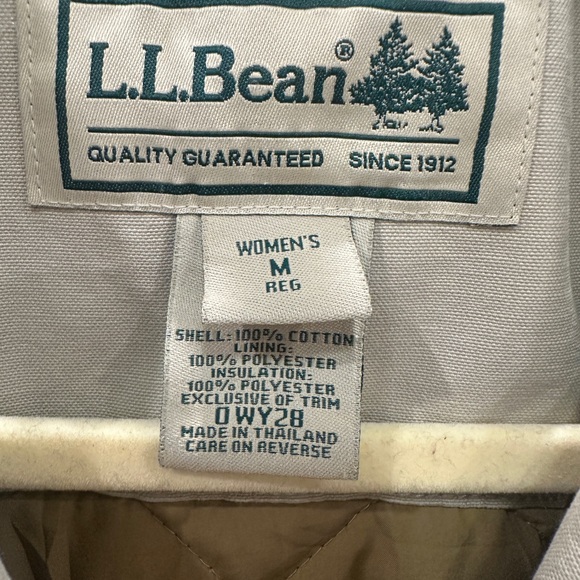 L.L.Bean Women’s Chore Jacket Corduroy Trim Quilted Lined Size M - Picture 4 of 10